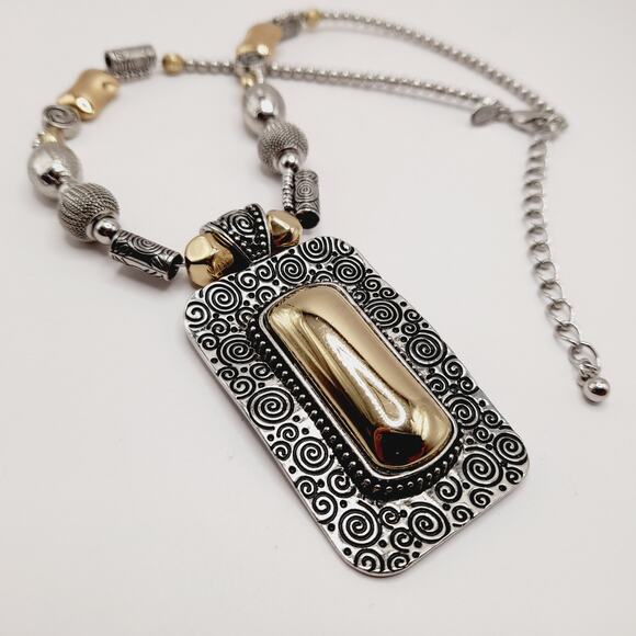 Chico’s Two-Tone Statement Pendant Necklace 20" Bold Mixed Metal Design - Picture 6 of 9